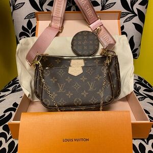 Louis Vuitton Multi Pochette Accessoires in Light Pink